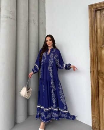 فستان ماكسي بزخارف ملكية
Royal Ornament Maxi Dress